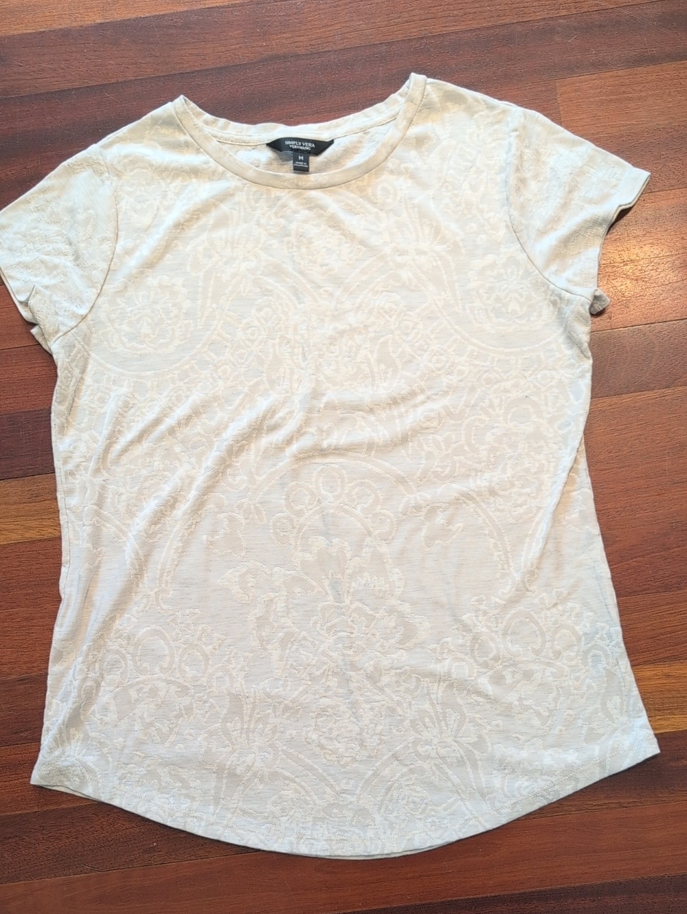 Vera Wang Light Cream Paisley-Print Short Sleeve Tee